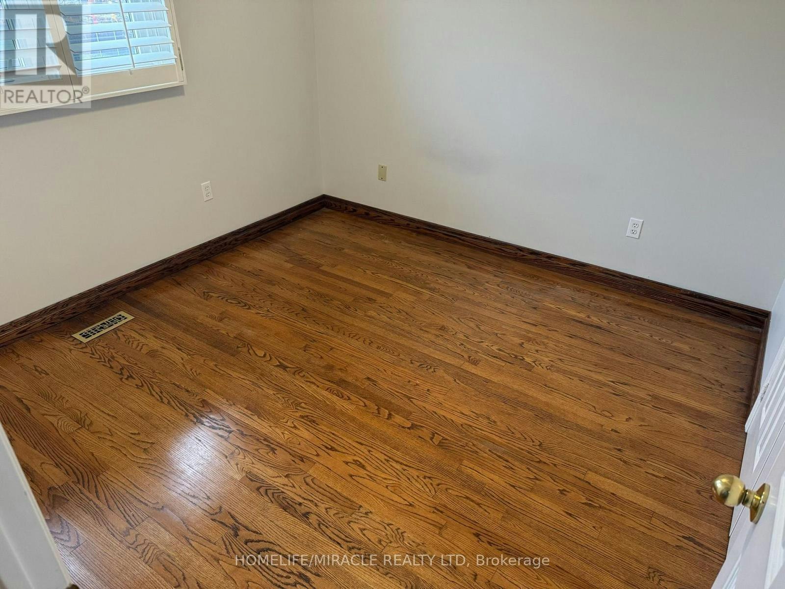 MAIN-5889 River Grove Avenue, Mississauga, ON, L5M 4W2 - 17