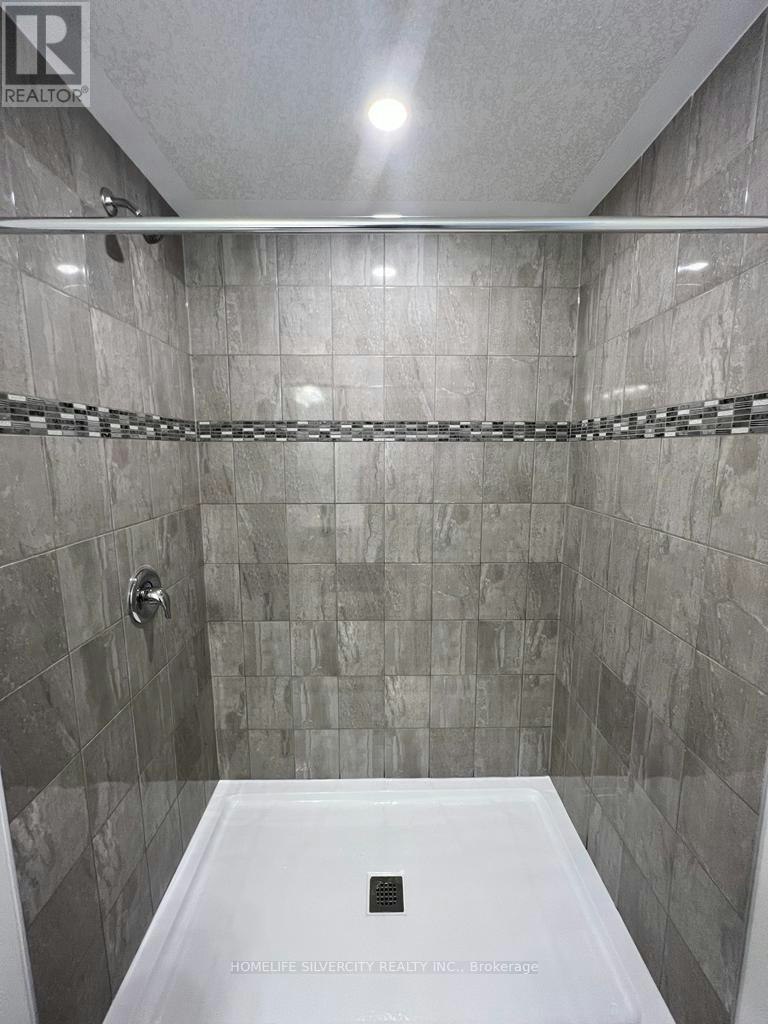25 Isherwood Avenue, Cambridge, ON, N1R 0E2 - 11