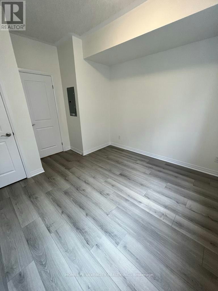 25 Isherwood Avenue, Cambridge, ON, N1R 0E2 - 20