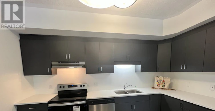 25 Isherwood Avenue, Cambridge, ON, N1R 0E2 - 17
