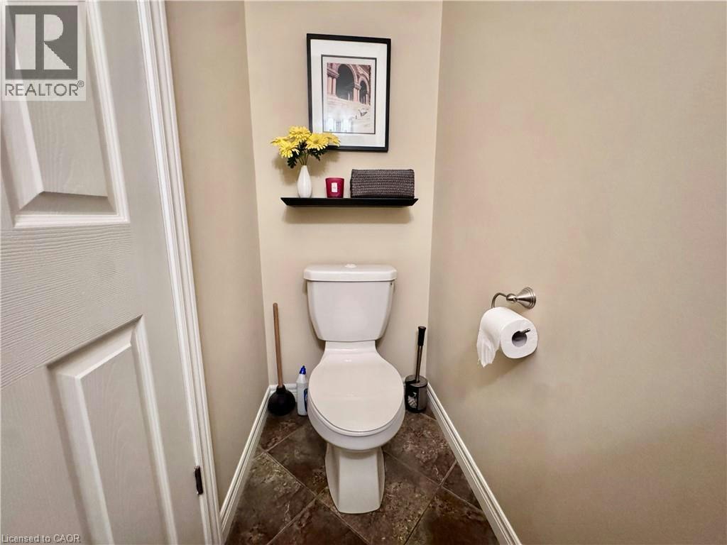 503 Walking Fern Court, Waterloo, ON, N2V 0B8 - 25