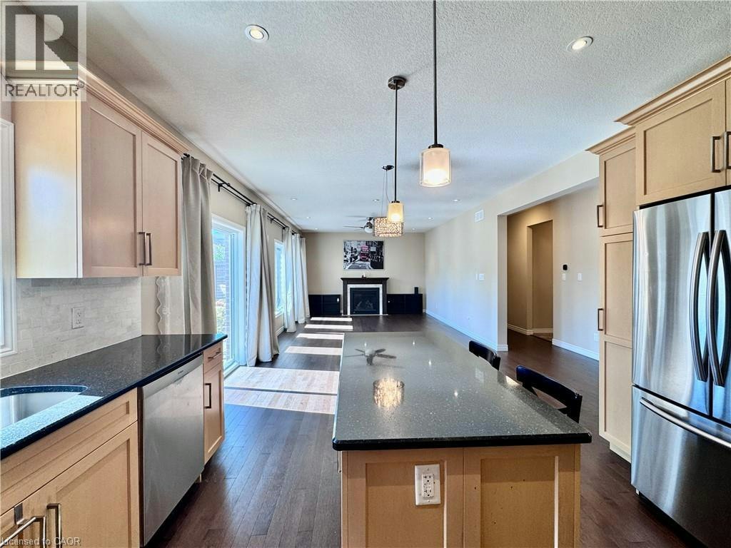 503 Walking Fern Court, Waterloo, ON, N2V 0B8 - 11