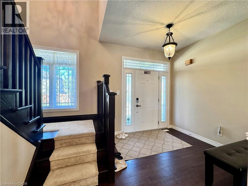 503 Walking Fern Court, Waterloo, ON, N2V 0B8 - 7