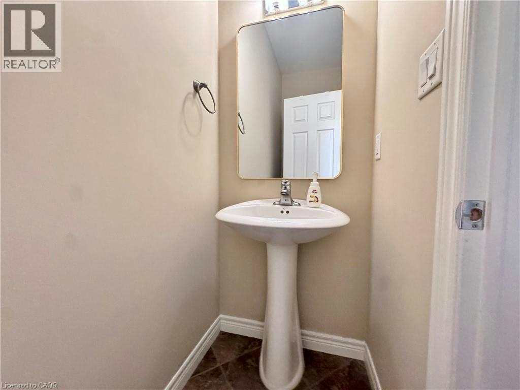 503 Walking Fern Court, Waterloo, ON, N2V 0B8 - 24