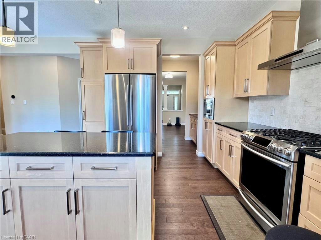 503 Walking Fern Court, Waterloo, ON, N2V 0B8 - 16