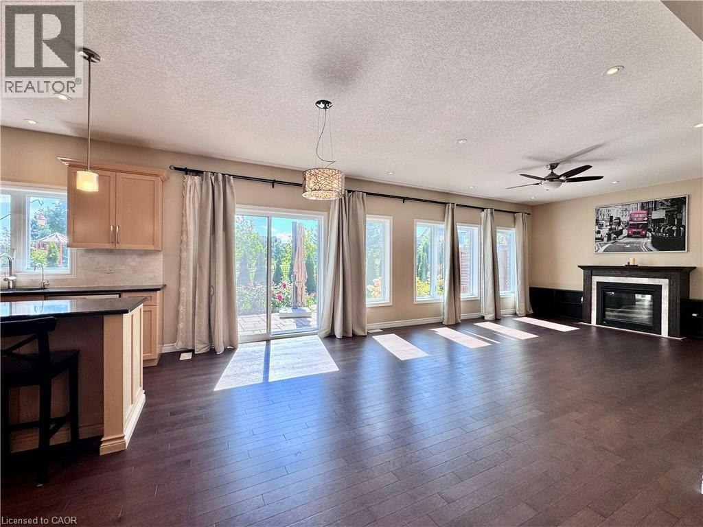 503 Walking Fern Court, Waterloo, ON, N2V 0B8 - 10