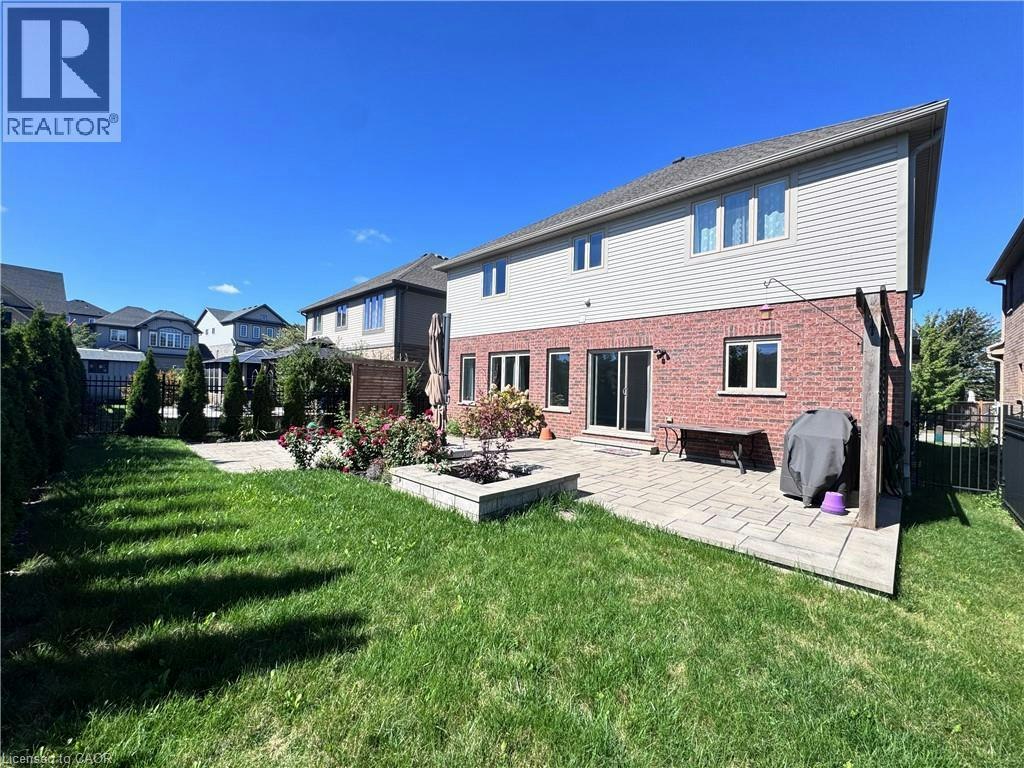 503 Walking Fern Court, Waterloo, ON, N2V 0B8 - 48