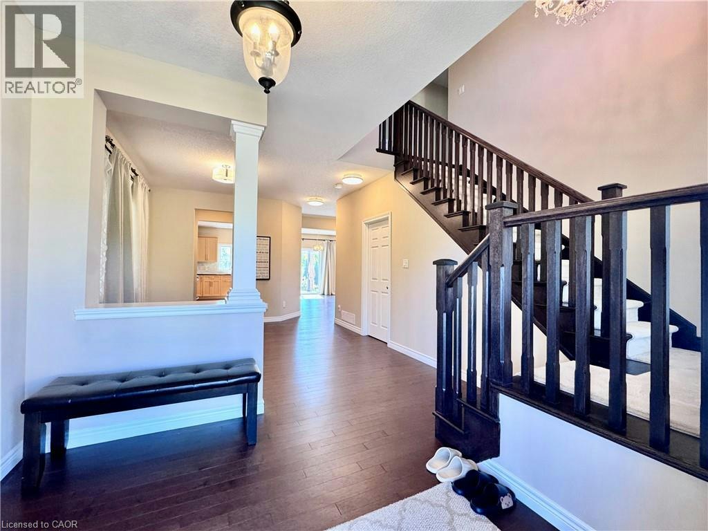 503 Walking Fern Court, Waterloo, ON, N2V 0B8 - 6