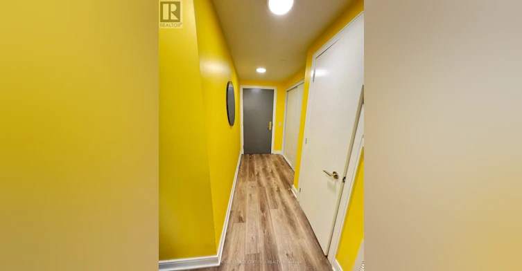 302-86 Dundas Street E, Mississauga, ON, L5A 0B1 - 8