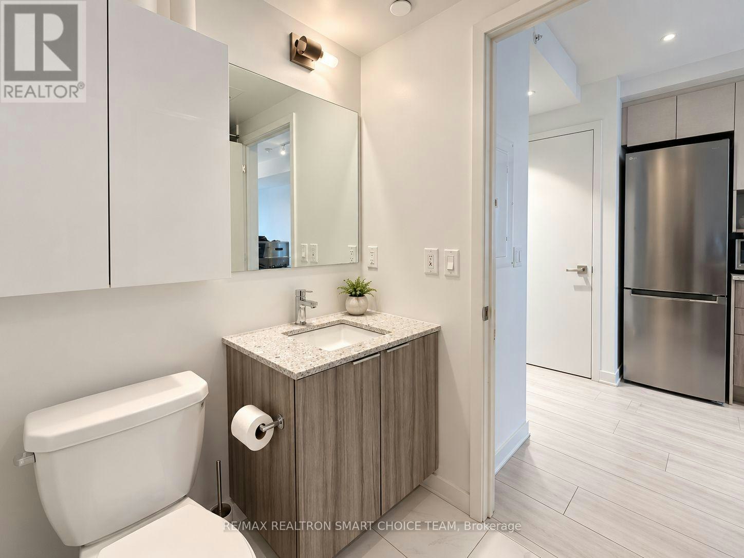 427-31 Tippett Road, Toronto, ON, M3H 0C8 - 8