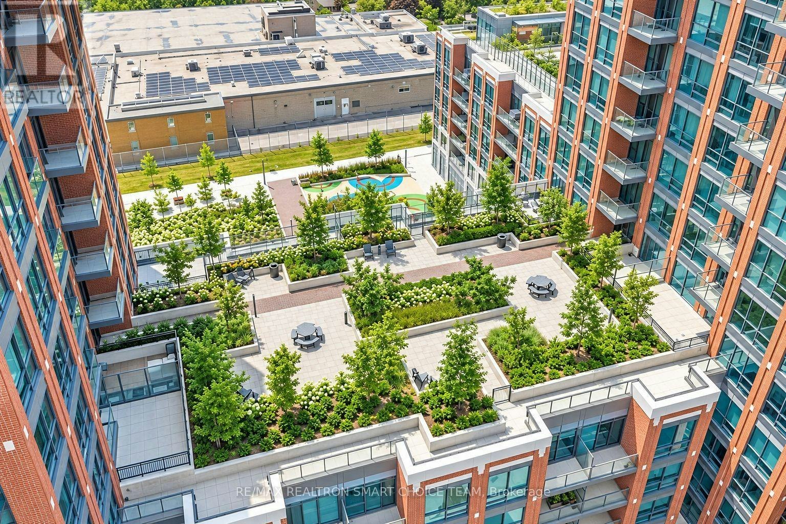 427-31 Tippett Road, Toronto, ON, M3H 0C8 - 19