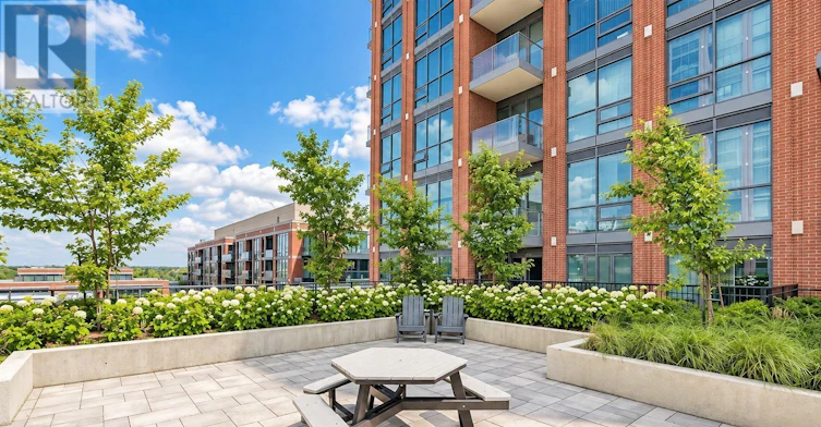 427-31 Tippett Road, Toronto, ON, M3H 0C8 - 20