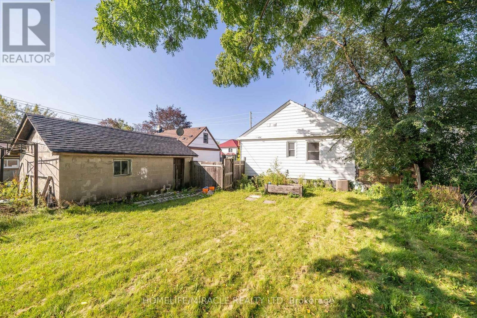 373 Drew Street, Oshawa, ON, L1H 5B4 - 9