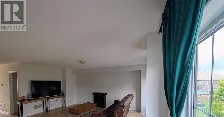 92 Jerome Way, Clarington, ON, L1C 7G9 - 5