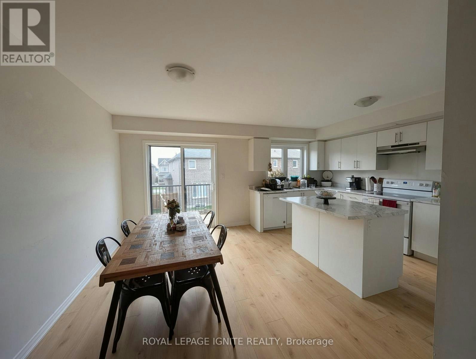 92 Jerome Way, Clarington, ON, L1C 7G9 - 7
