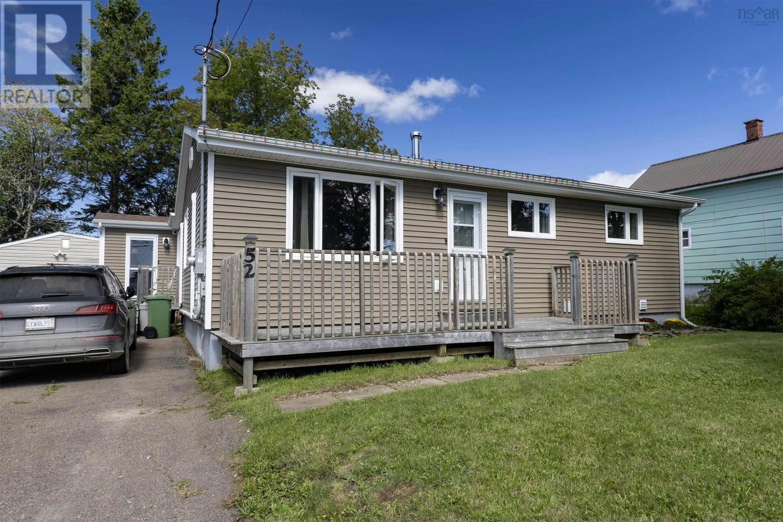 52 Queen Street, Springhill, NS, B0M 1X0