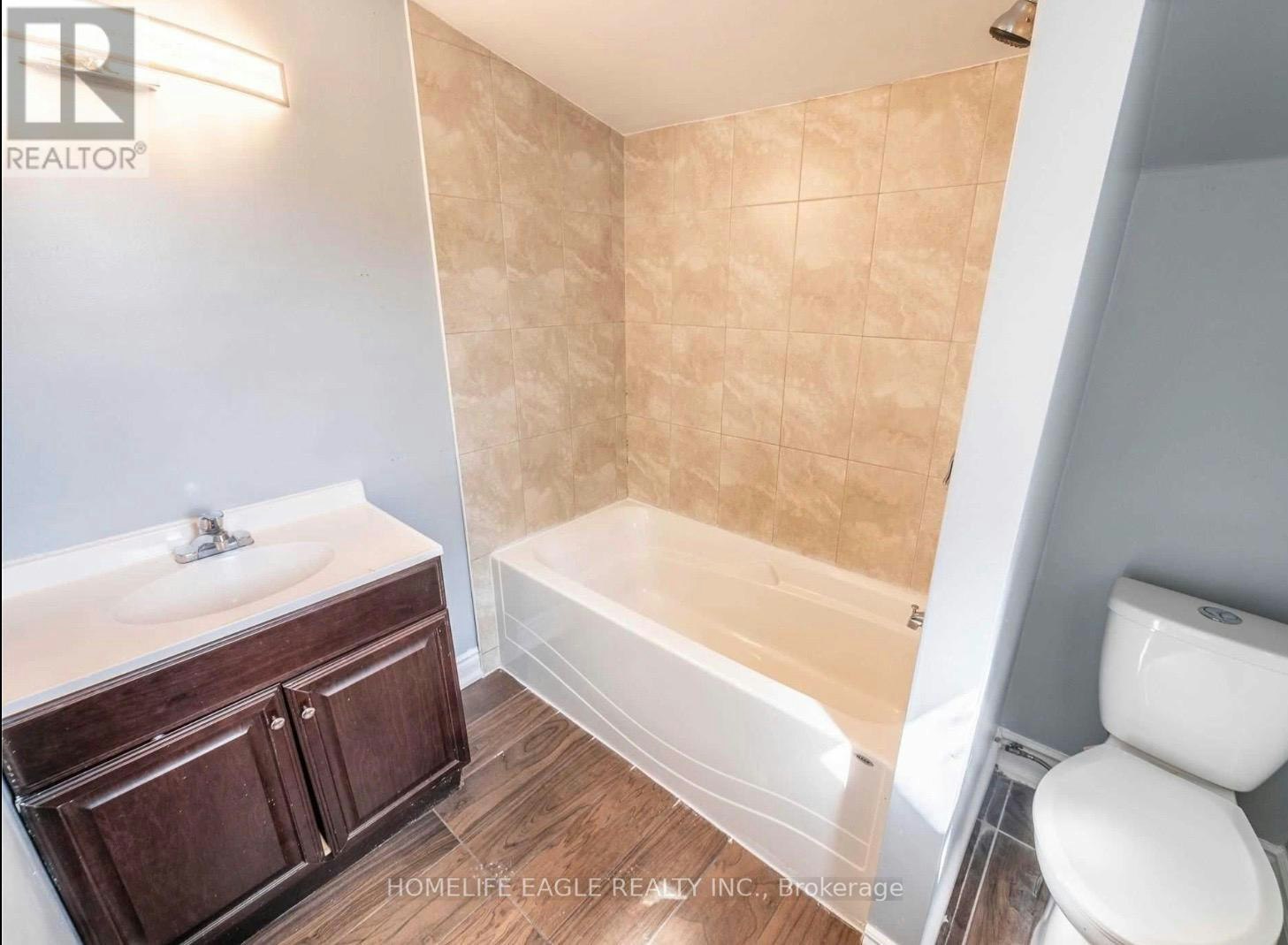 MAIN-87 Simcoe Road, Bradford West Gwillimbury, ON, L3Z 2A7 - 8