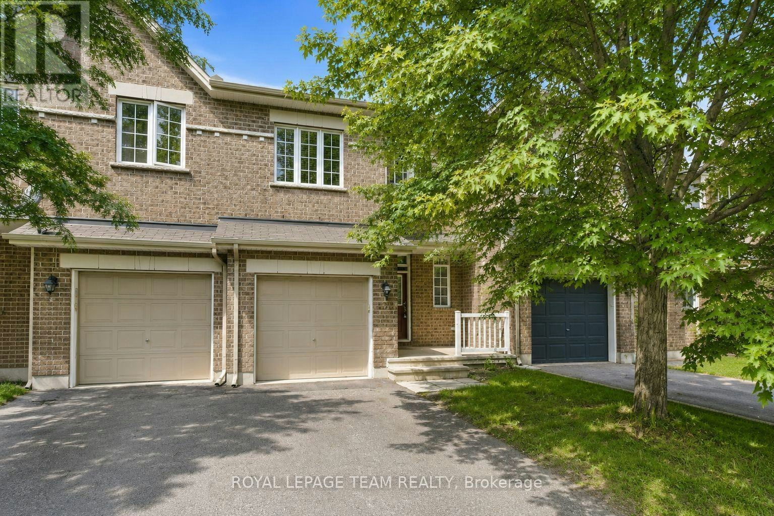 239 Tandalee Crescent, Ottawa, ON, K2M 0A2 - 2