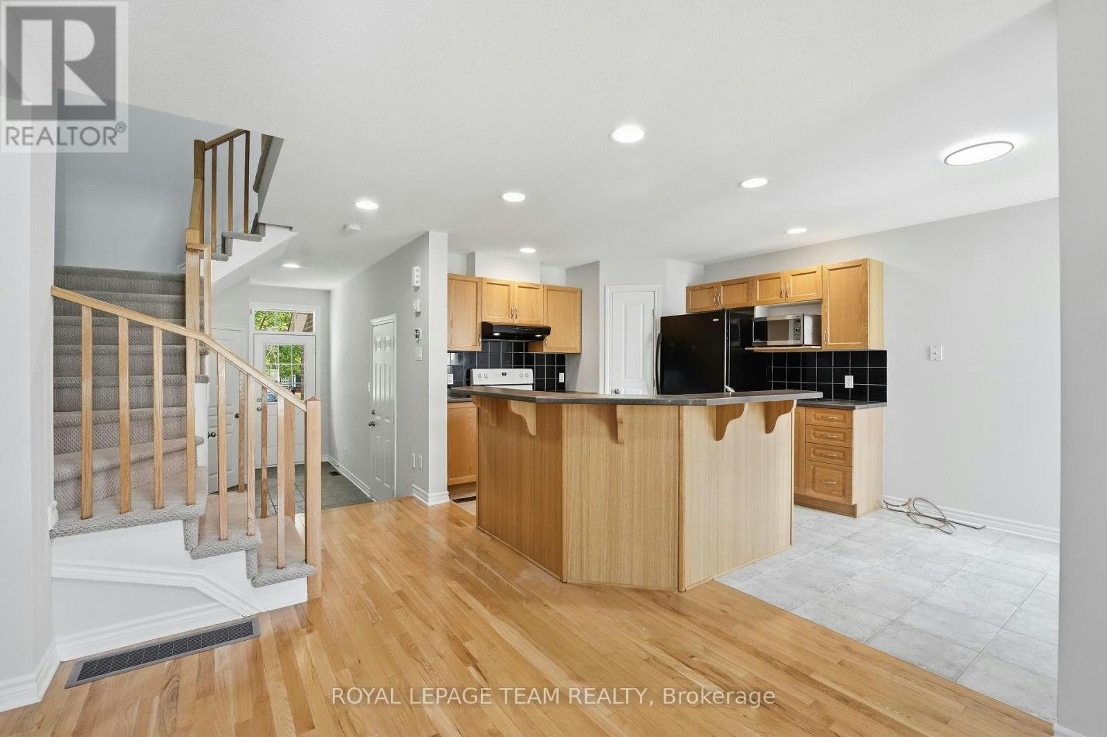 239 Tandalee Crescent, Ottawa, ON, K2M 0A2 - 6