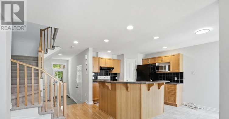 239 Tandalee Crescent, Ottawa, ON, K2M 0A2 - 6