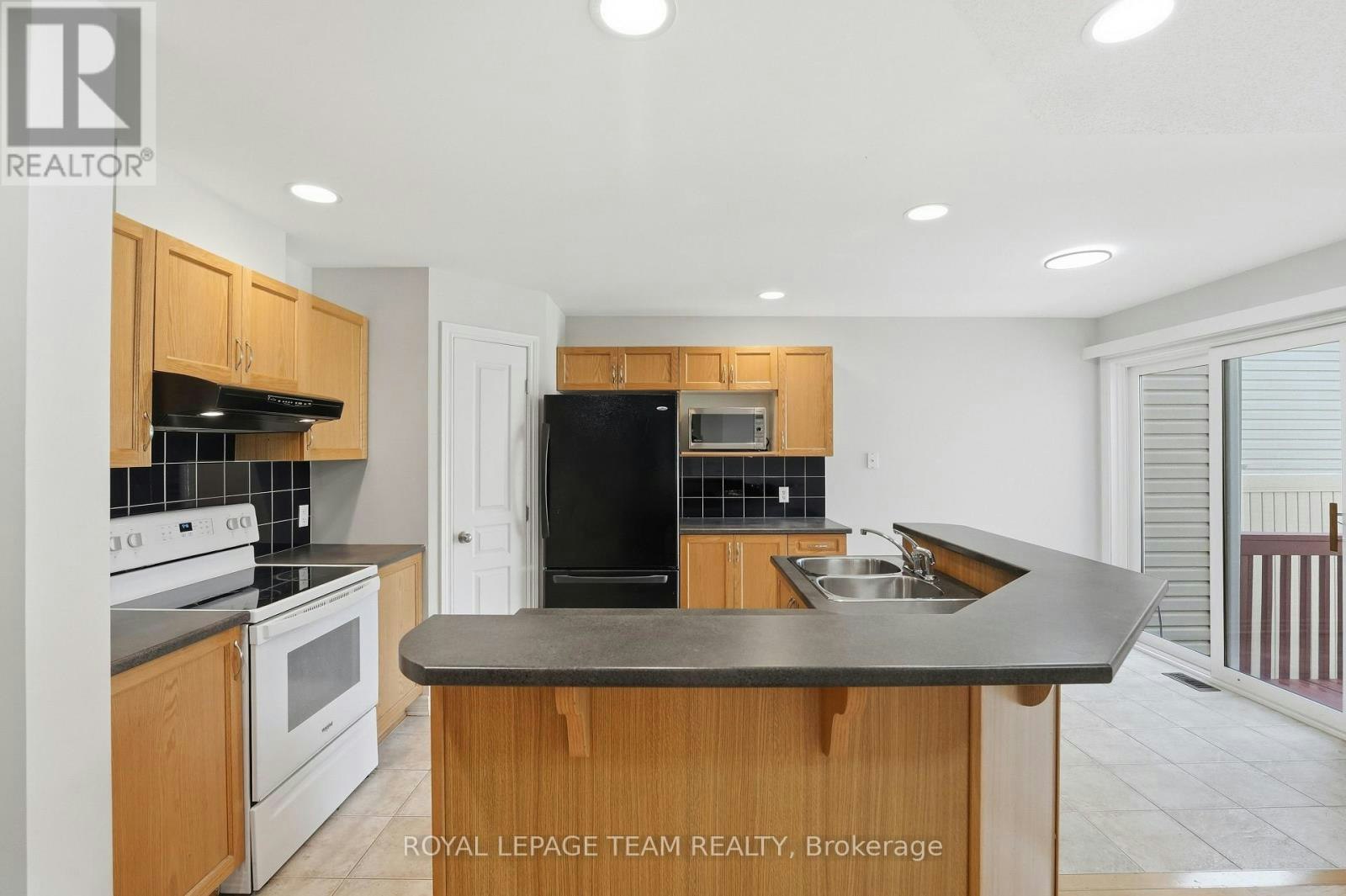 239 Tandalee Crescent, Ottawa, ON, K2M 0A2 - 10