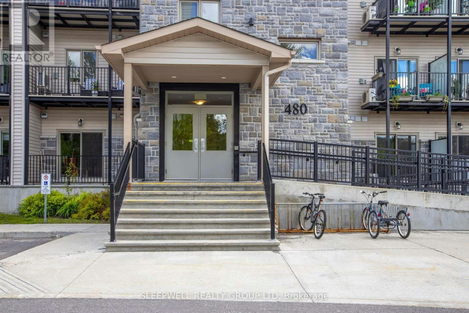 205-480 Church Street, Russell, ON, K4R 0G4 - 2