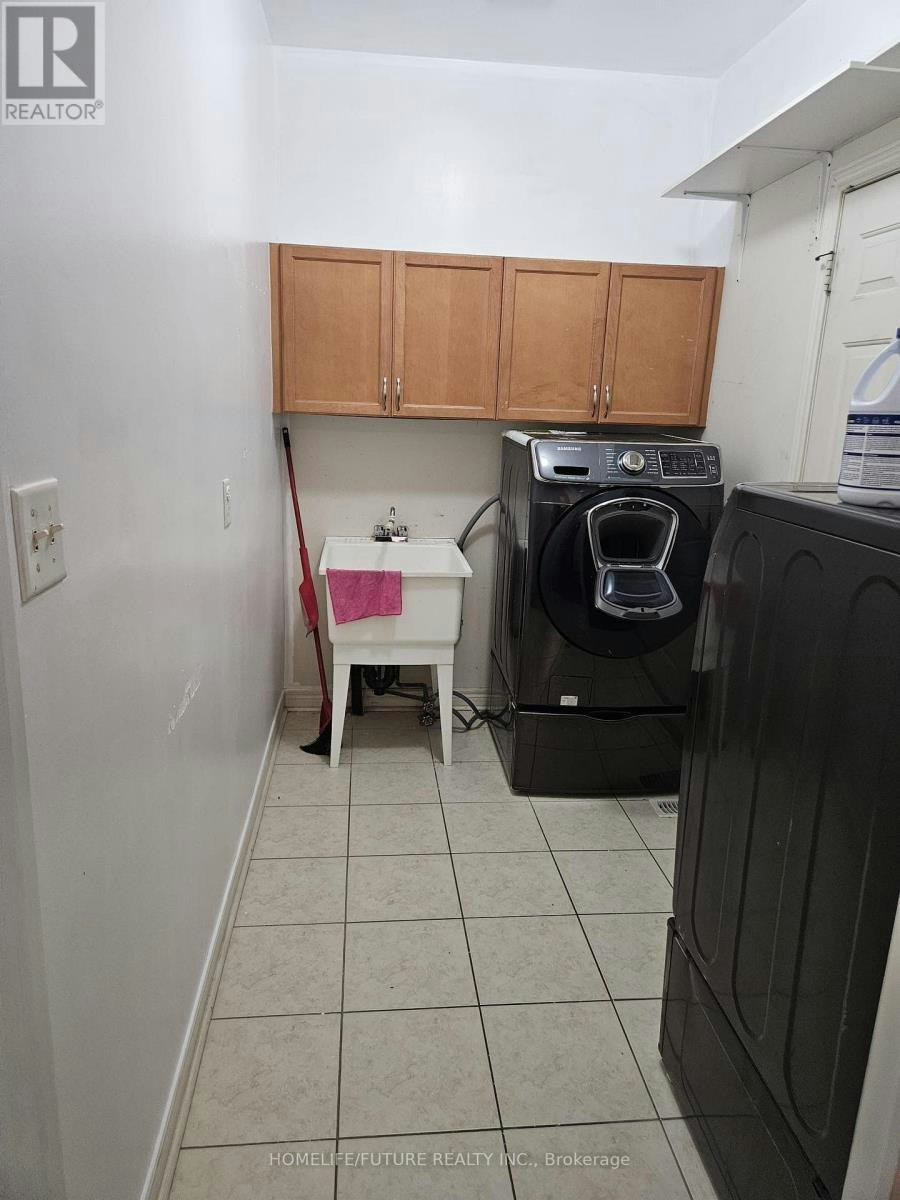 15 Coyle Street, Ajax, ON, L1T 0A3 - 5