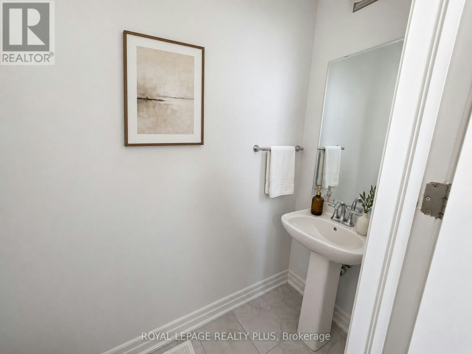 1362 Marblehead Road, Oakville, ON, L6M 4L8 - 4