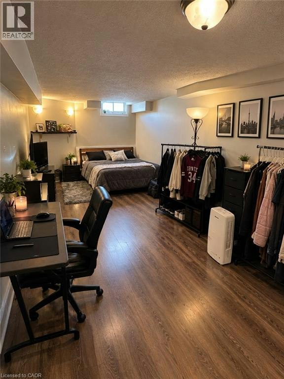 125 Fairgreen Close, Cambridge, ON, N1T 1T8 - 7