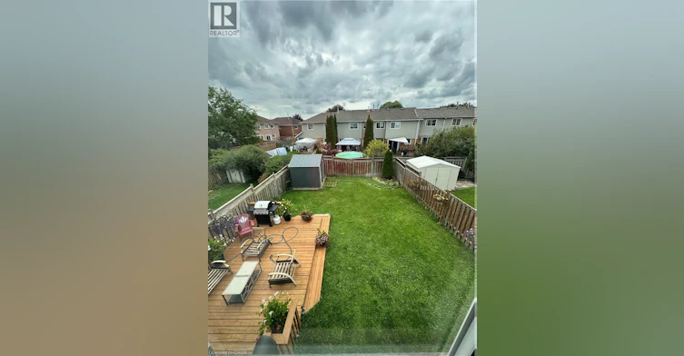 125 Fairgreen Close, Cambridge, ON, N1T 1T8 - 8