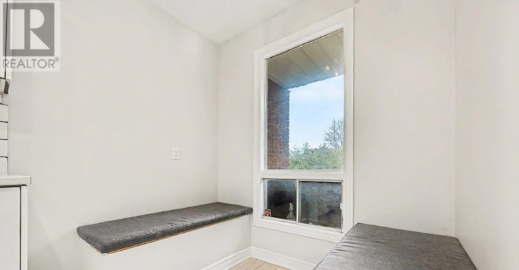 6 Wolfgang Drive, Ottawa, ON, K2J 1T1 - 5