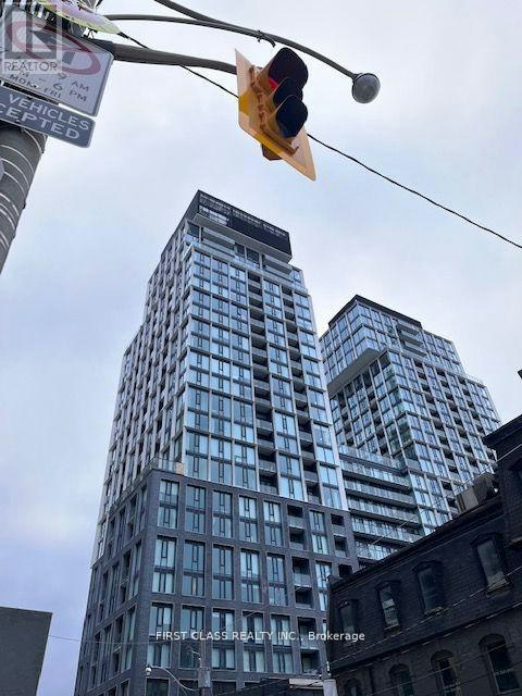 1015-158 Front Street E, Toronto, ON, M5A 0K9