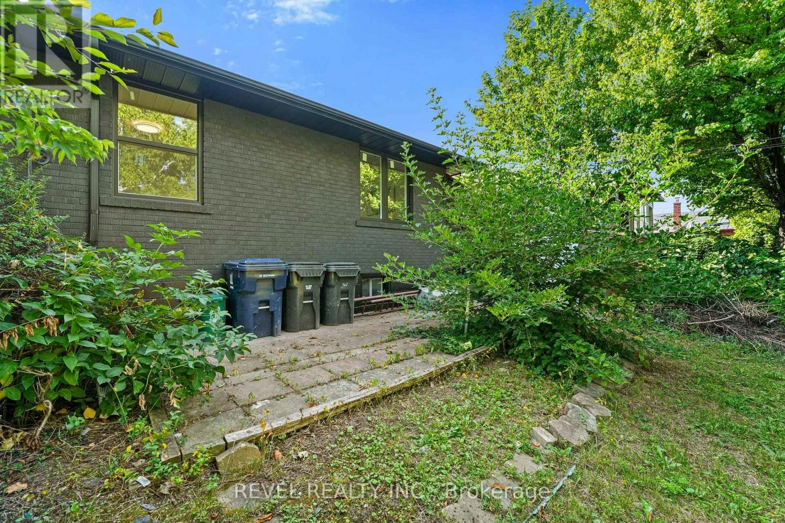 BSMT-63 Crosland Drive, Toronto, ON, M1R 4M9 - 24