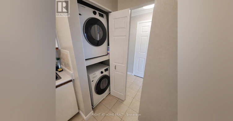 414-260 Brittany Drive, Ottawa, ON, K1K 4M2 - 14