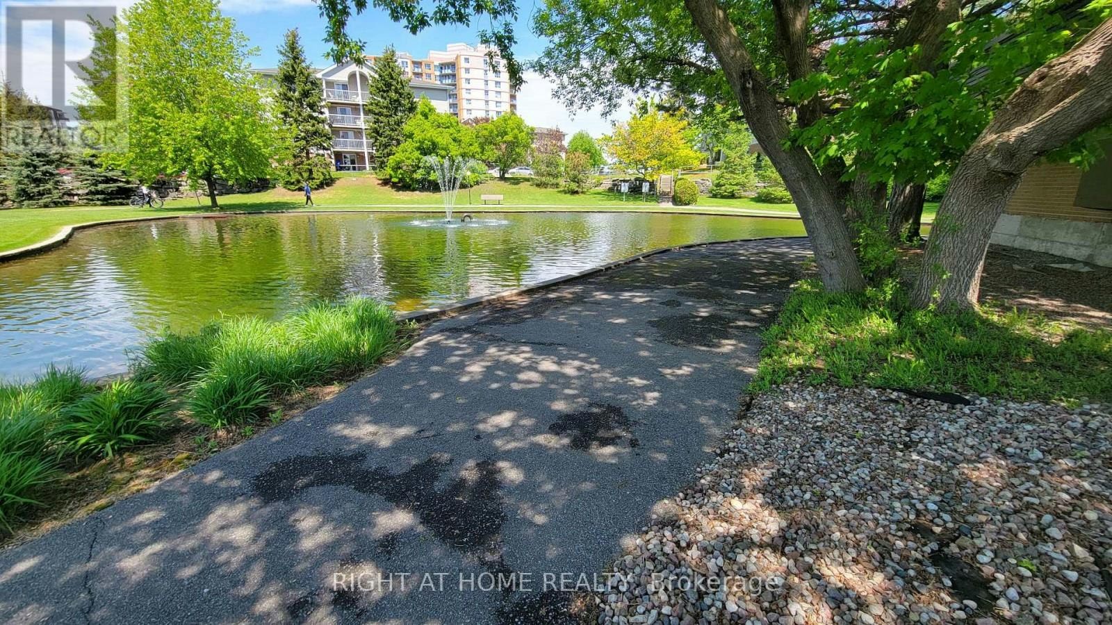 414-260 Brittany Drive, Ottawa, ON, K1K 4M2 - 22