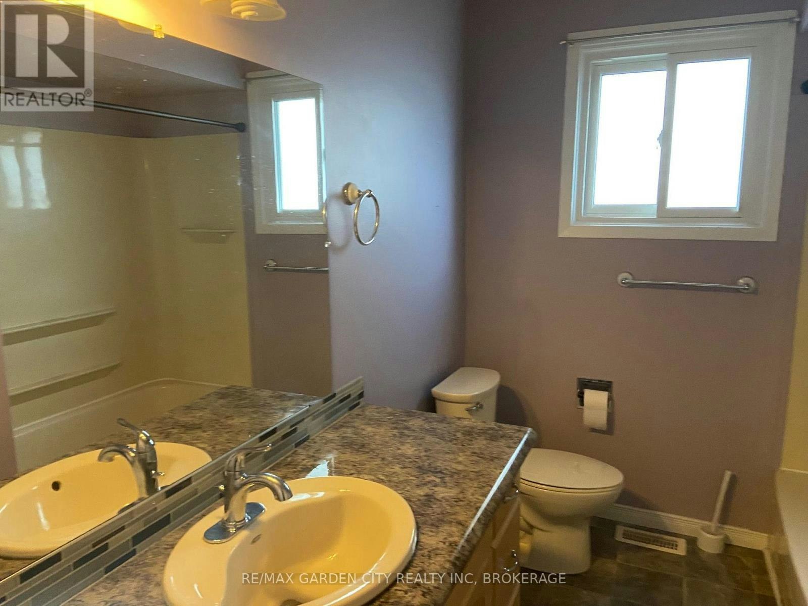 UPPER-9 Stonegate Drive, St. Catharines, ON, L2P 3K9 - 14