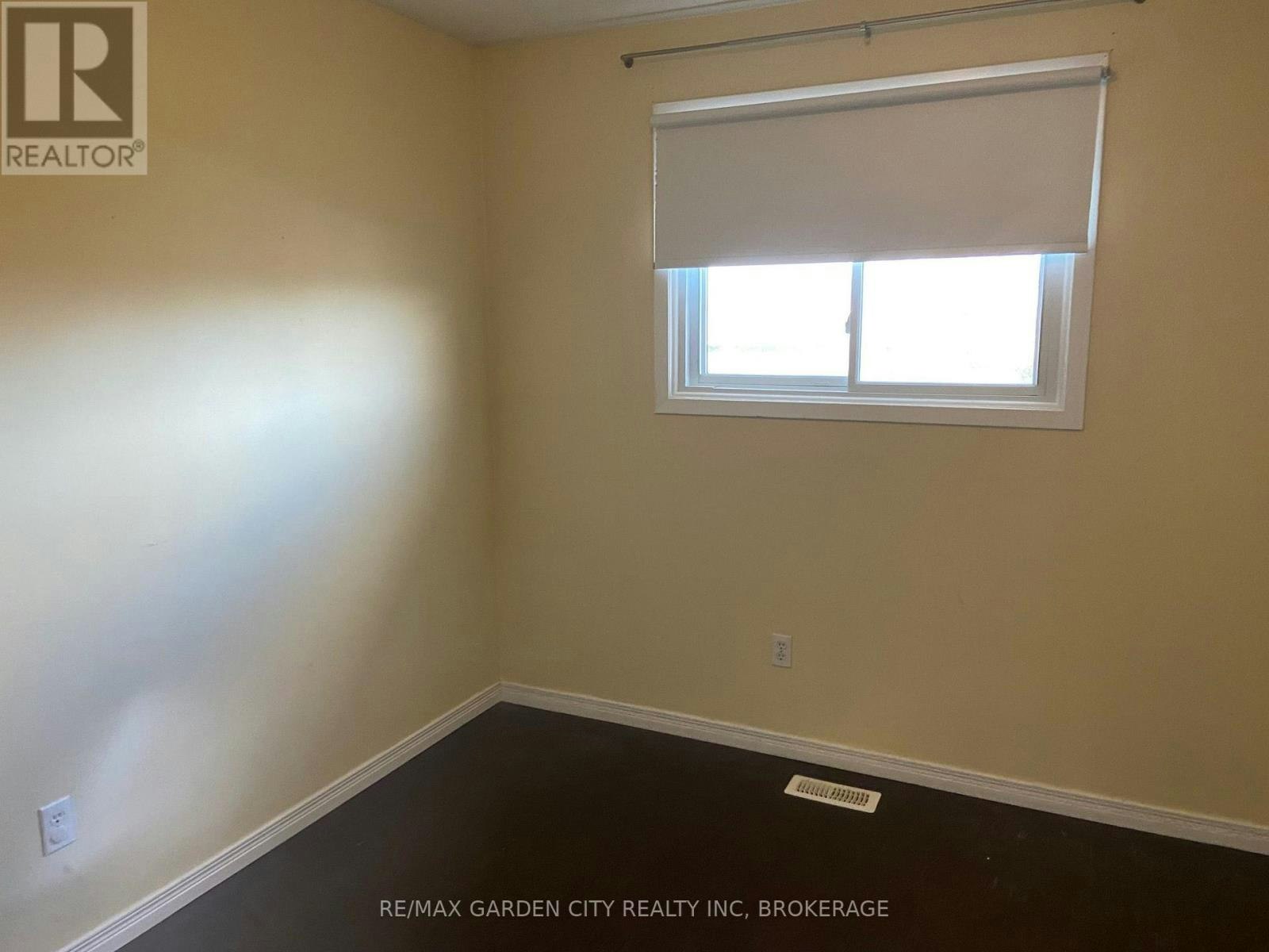 UPPER-9 Stonegate Drive, St. Catharines, ON, L2P 3K9 - 16