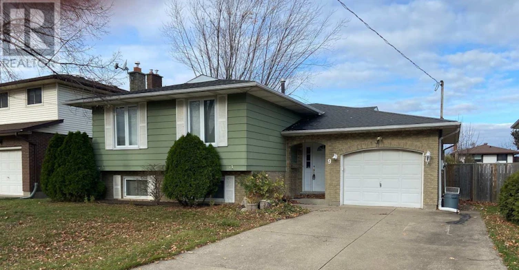 UPPER-9 Stonegate Drive, St. Catharines, ON, L2P 3K9