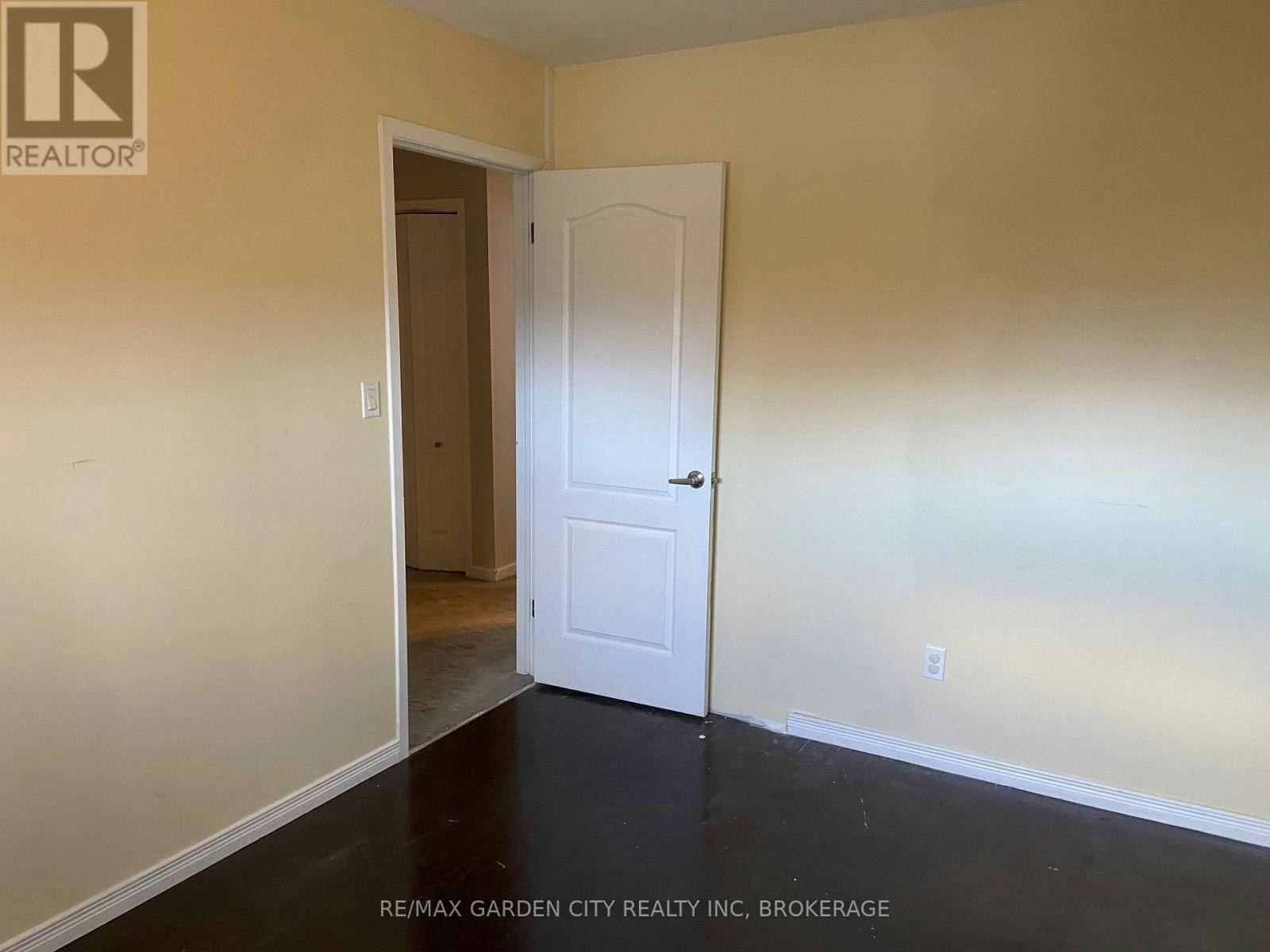 UPPER-9 Stonegate Drive, St. Catharines, ON, L2P 3K9 - 15