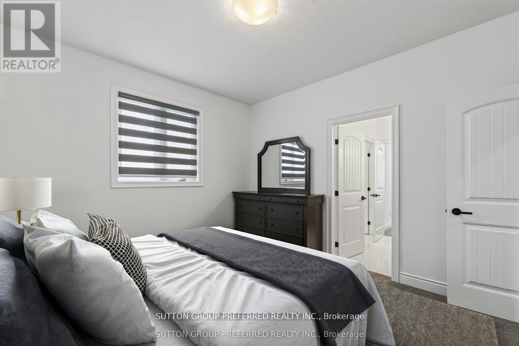 105 Harvest Lane, Thames Centre, ON, N0L 1G2 - 26