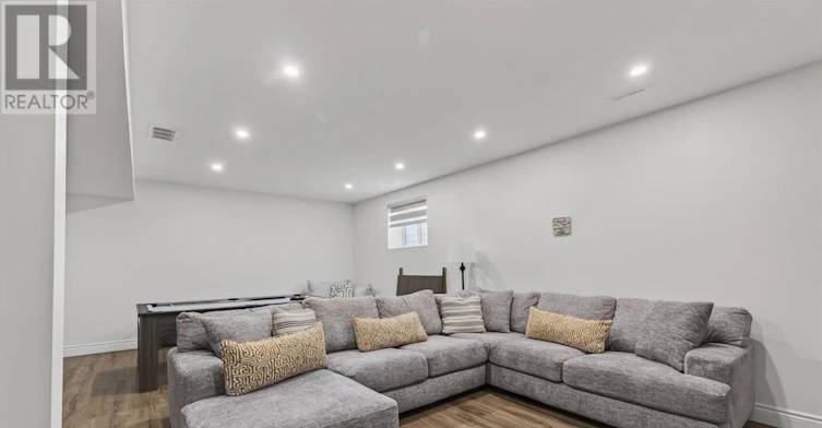 105 Harvest Lane, Thames Centre, ON, N0L 1G2 - 33