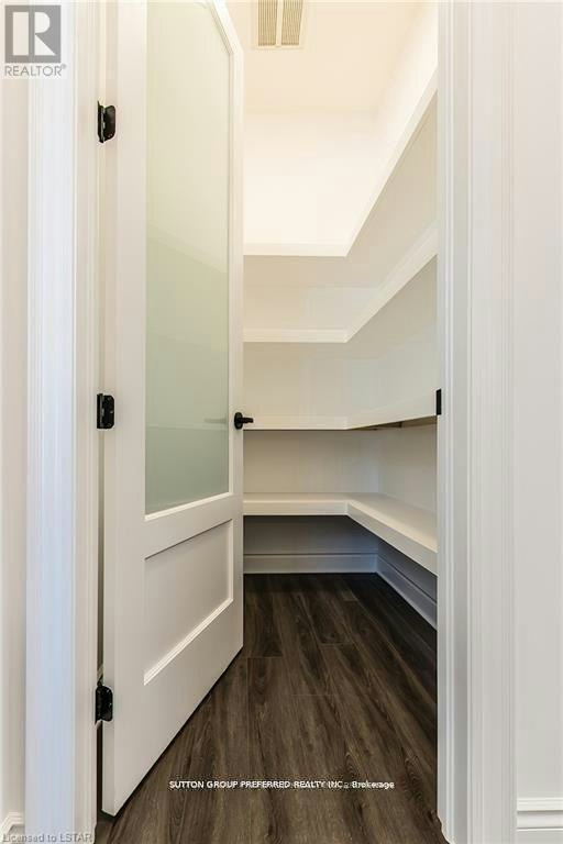 105 Harvest Lane, Thames Centre, ON, N0L 1G2 - 10
