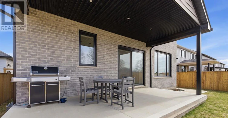 105 Harvest Lane, Thames Centre, ON, N0L 1G2 - 44