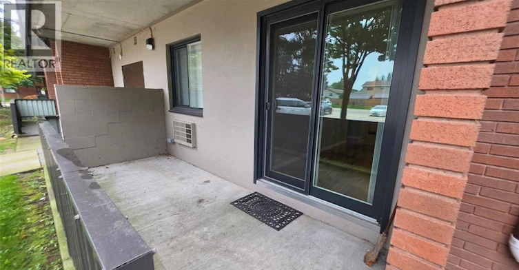 106-975 Grand Avenue West, Chatham-Kent, ON, N7L 4Z6