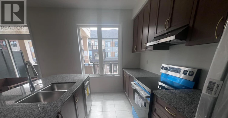 UPPER-8 Thornbird Crescent, Brampton, ON, L6V 3N5 - 5