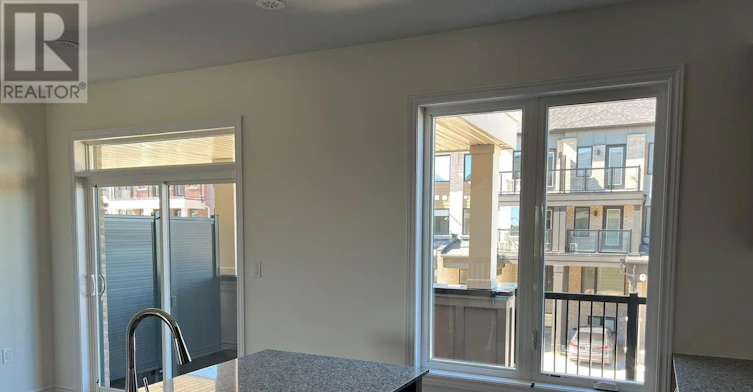 UPPER-8 Thornbird Crescent, Brampton, ON, L6V 3N5 - 4