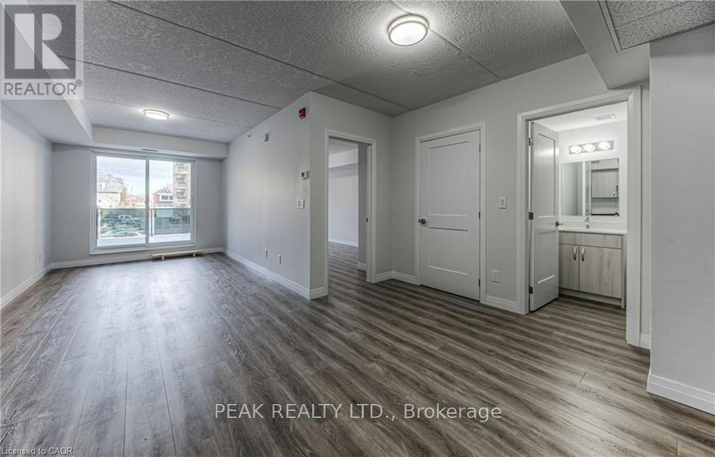 30 George Street S, Cambridge, ON, N1S 2M8 - 11