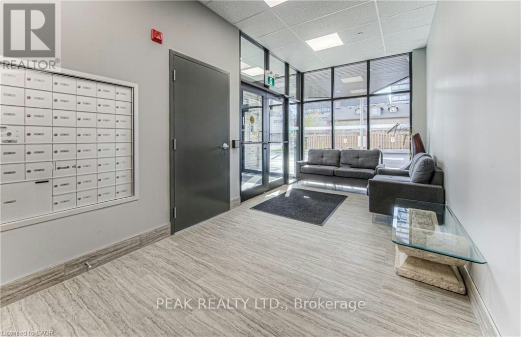 30 George Street S, Cambridge, ON, N1S 2M8 - 6