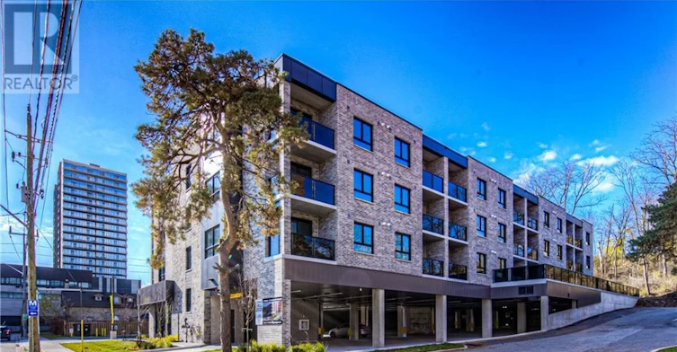 30 George Street S, Cambridge, ON, N1S 2M8