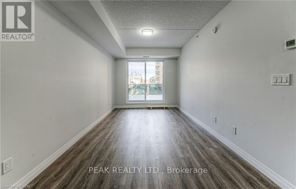 30 George Street S, Cambridge, ON, N1S 2M8 - 12